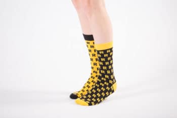 żółto-czarne skarpetki ze wzorem R bawełna
